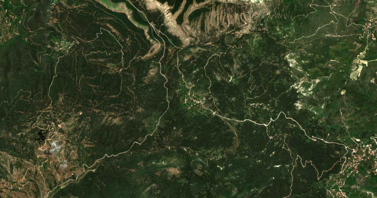 Сателитска карта на Karyá