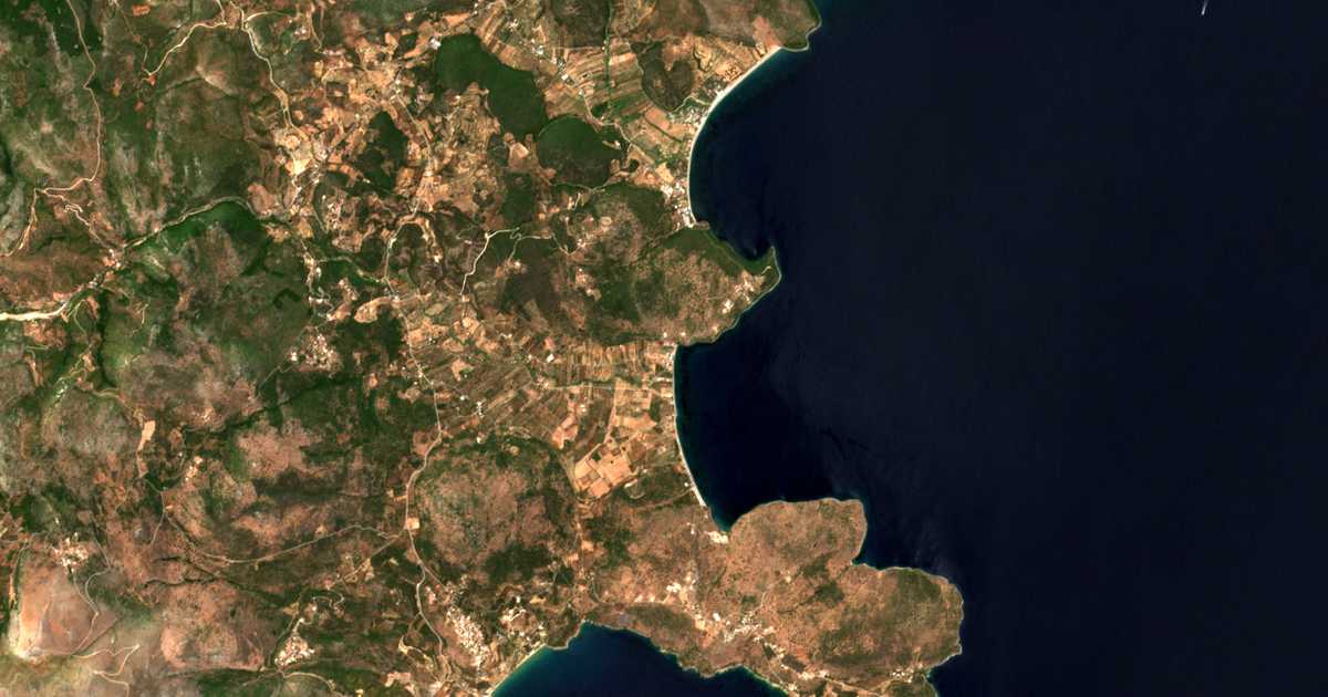 Сателитска карта на Kamáres