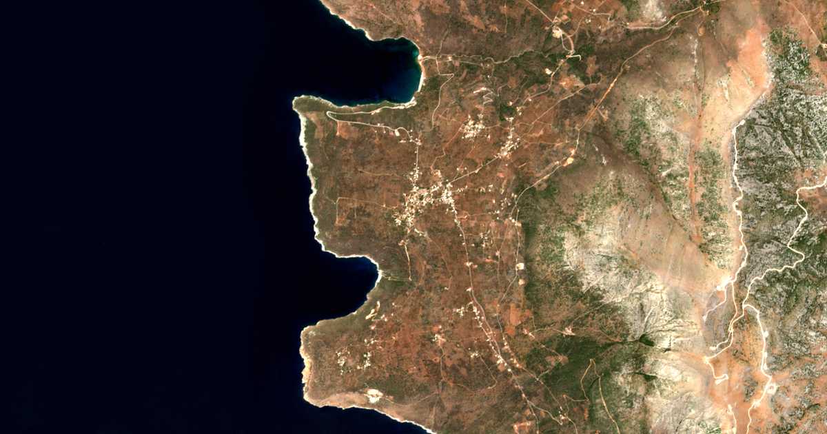Сателитска карта на Pýrgos Diroú