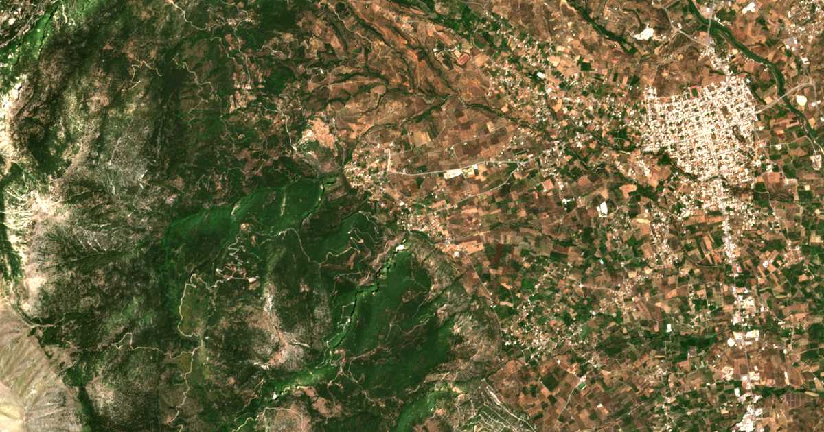 Сателитска карта на Paróreion