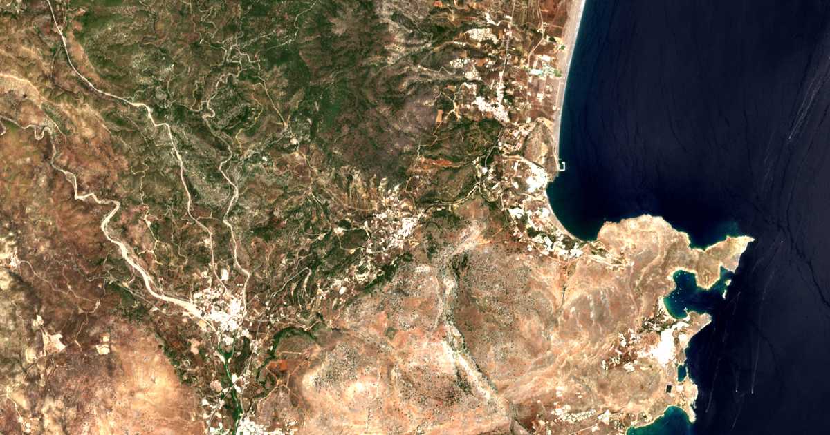 Сателитска карта на Pylón