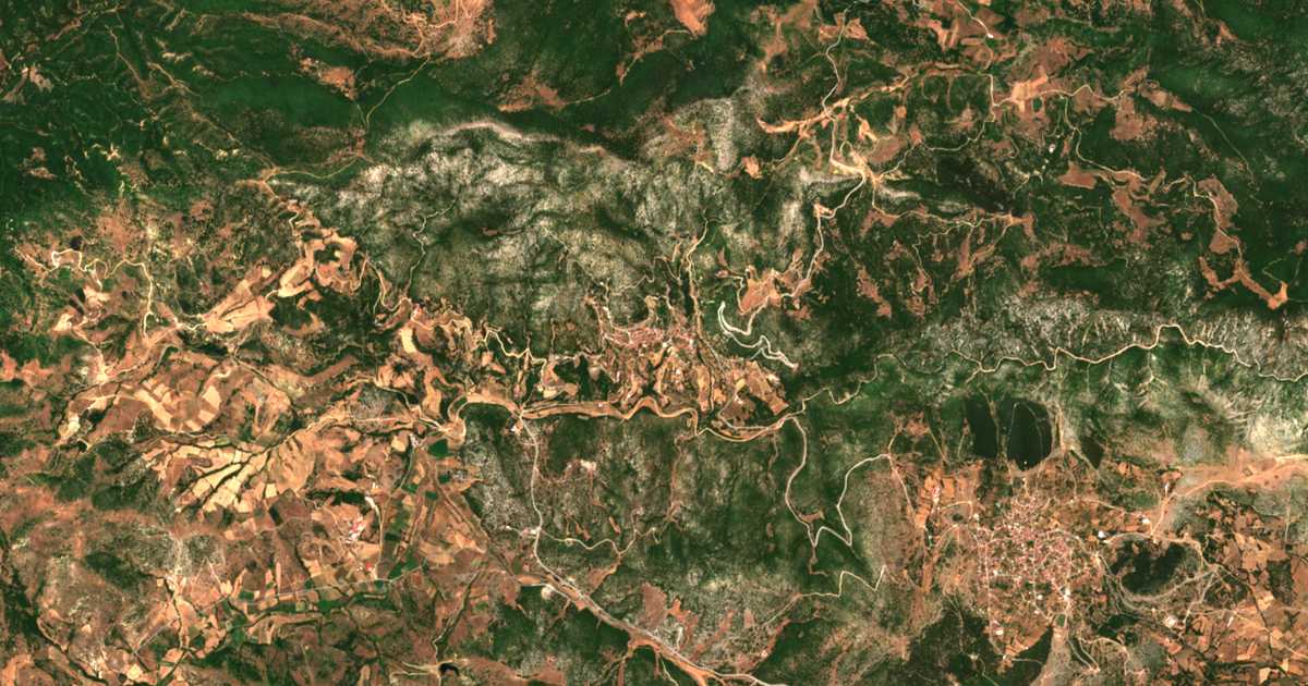 Сателитска карта на Лутро