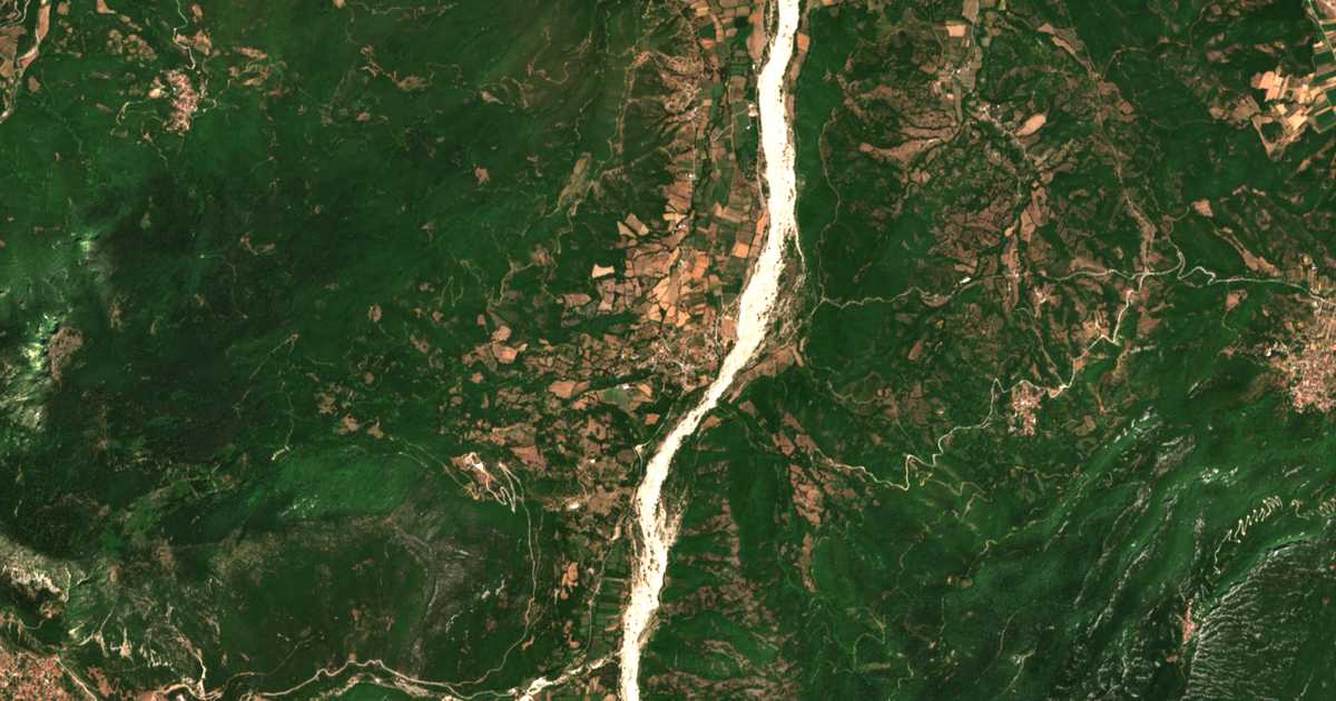 Сателитска карта на Ampélia