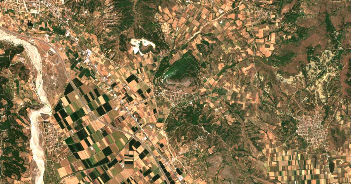 Сателитска карта на Theópetra