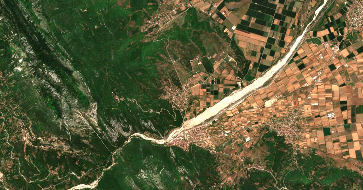 Сателитска карта на Ágios Vissaríon