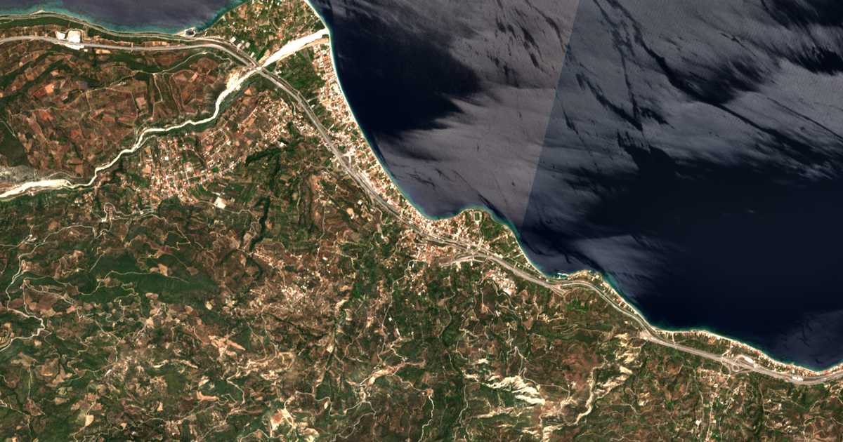 Сателитска карта на Aigeíra