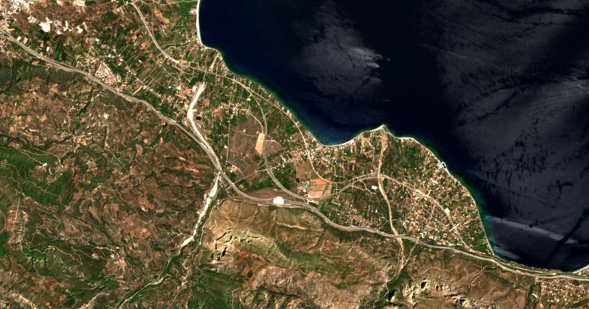 Сателитска карта на Elaión