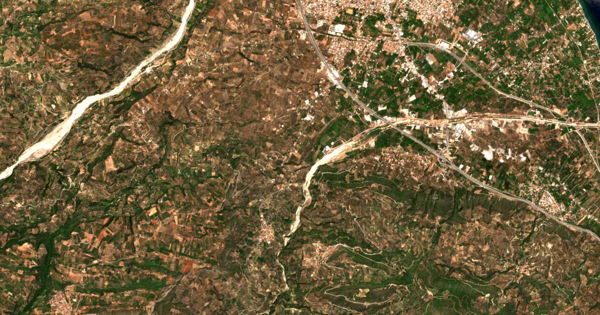 Сателитска карта на Foniskariá