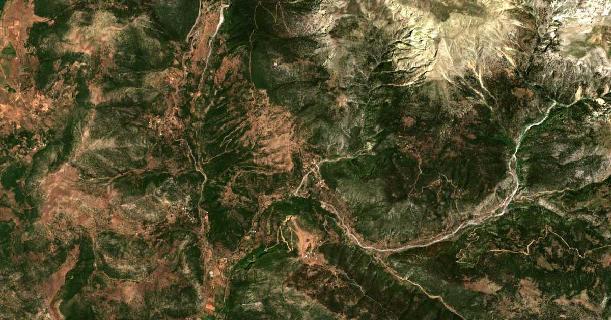 Сателитска карта на Planitéron