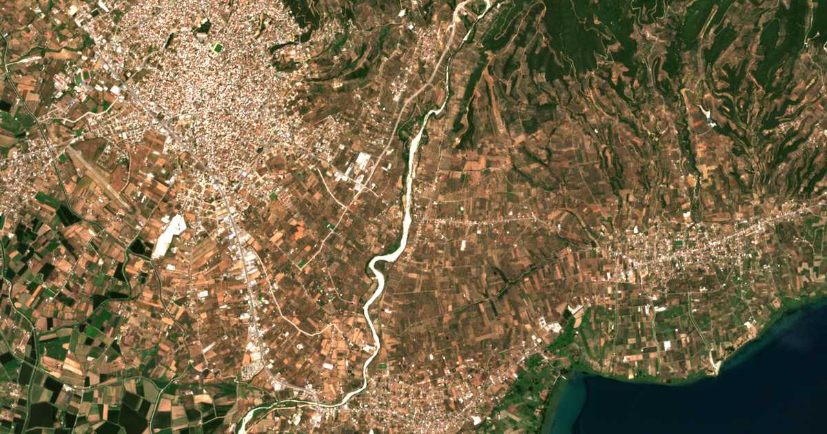 Сателитска карта на Néa Avórani
