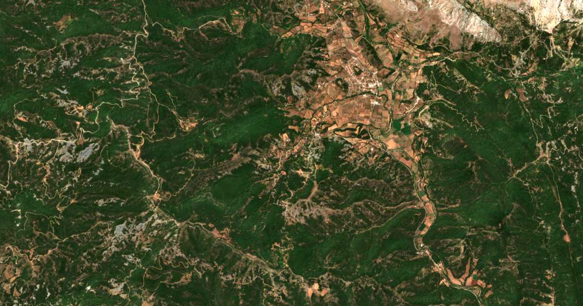 Сателитска карта на Ágioi Theódoroi