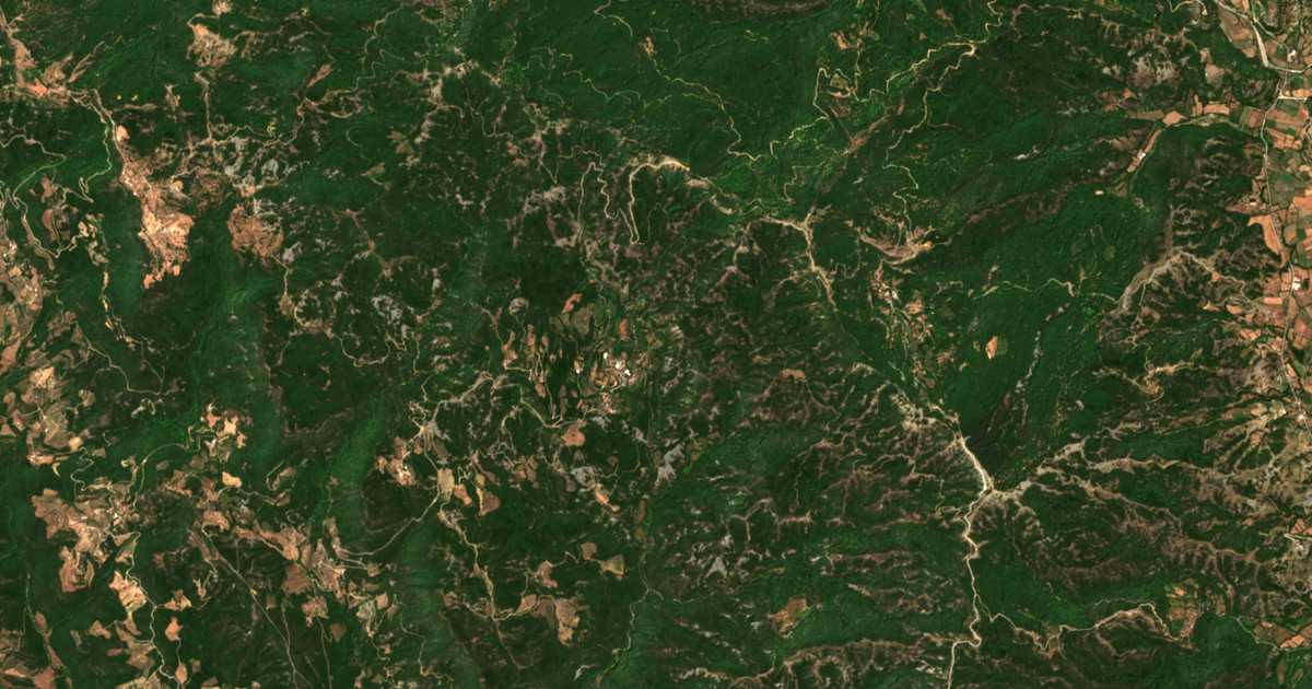 Сателитска карта на Pteléa
