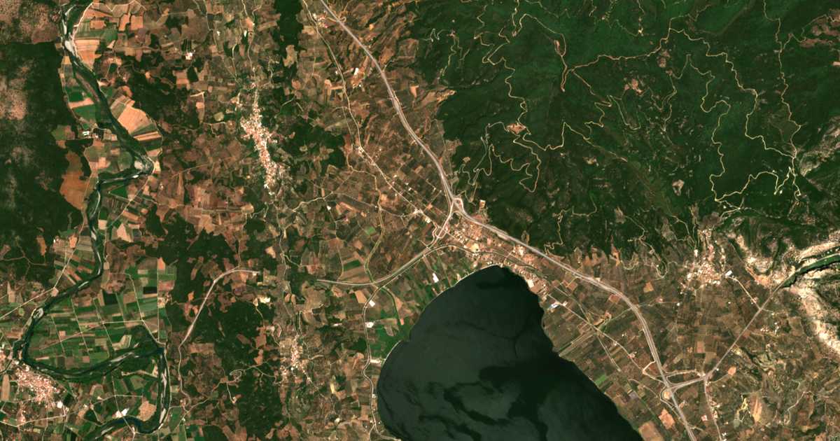 Сателитска карта на Kefalóvrysos