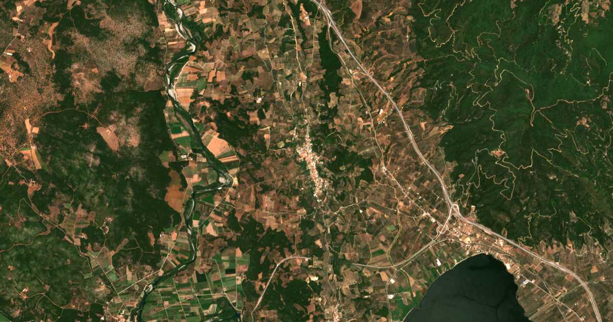Сателитска карта на Stamná