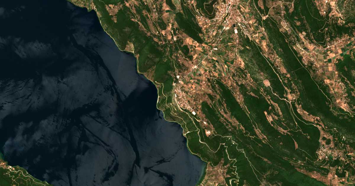 Сателитска карта на Petrochórion