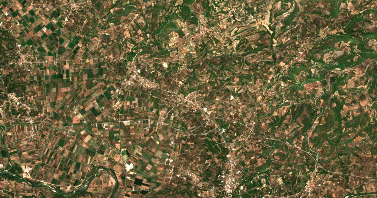 Сателитска карта на Plátanos