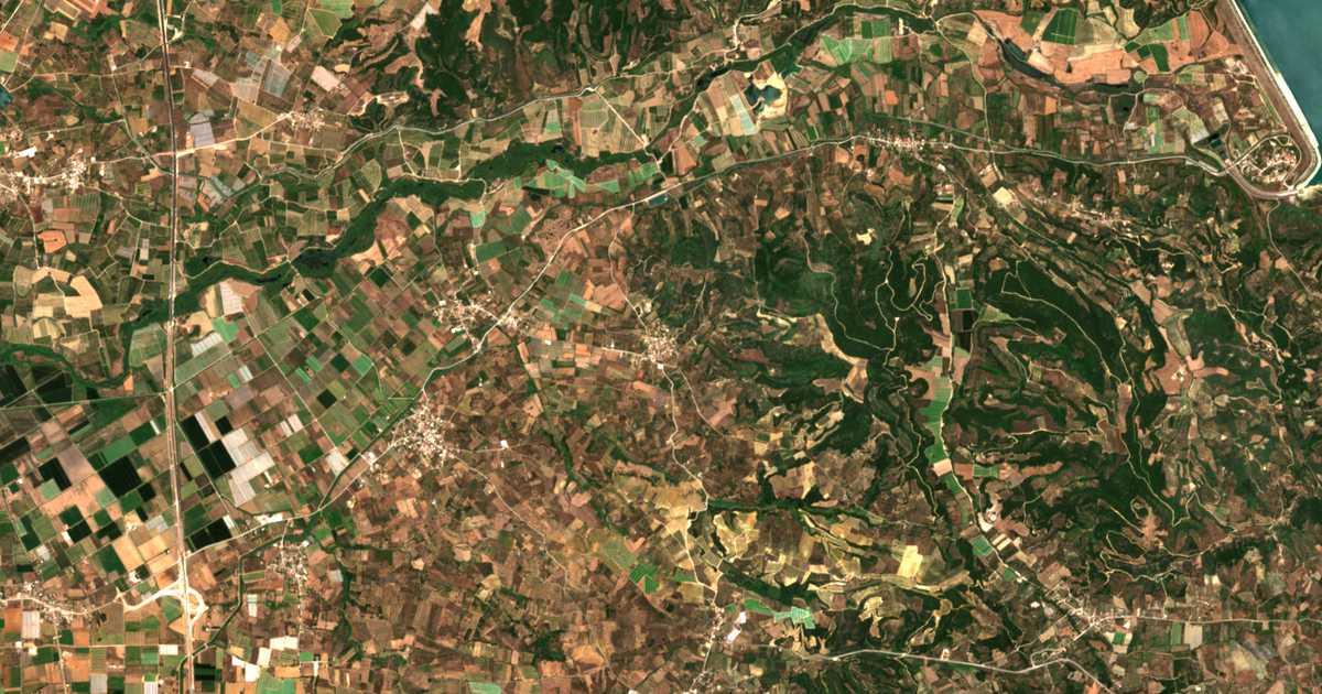 Сателитска карта на Archaía Ílida