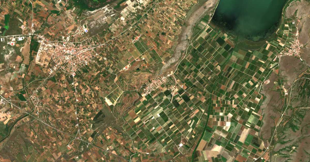 Сателитска карта на Нови Град