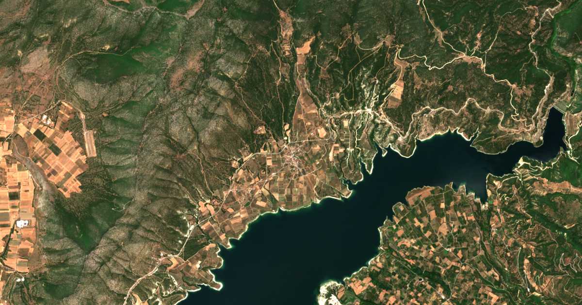 Сателитска карта на Ímera